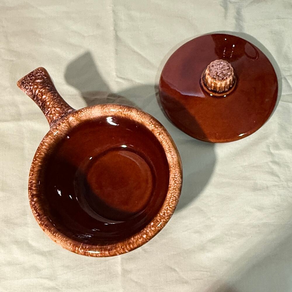 Vintage Hull USA Brown drip ware covered soup bean chili bowl 10 oz w/ handle